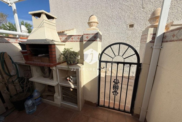 Aus zweiter Hand - Chalet -
Torrevieja - Calas blanca