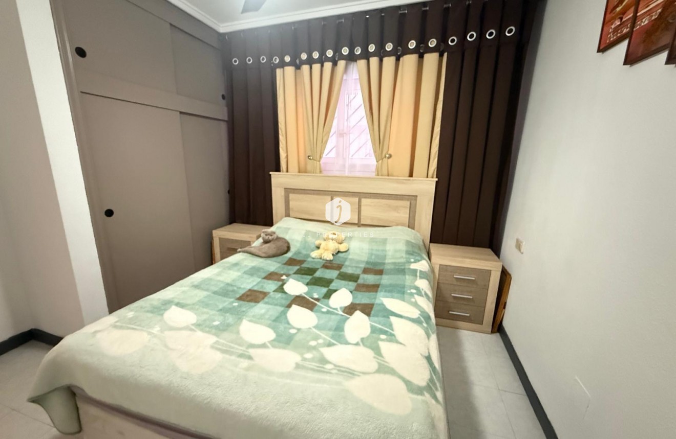 Aus zweiter Hand - Wohnung -
Torrevieja - PARQUE DE LAS NACIONES