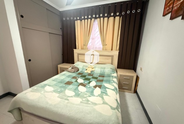 Aus zweiter Hand - Wohnung -
Torrevieja - PARQUE DE LAS NACIONES