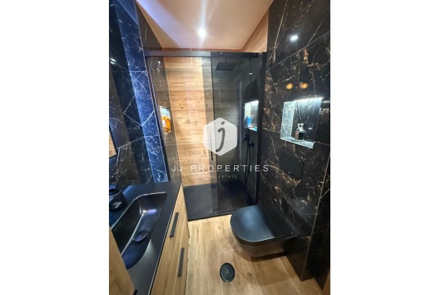 Aus zweiter Hand - Wohnung -
Torrevieja - PARQUE DE LAS NACIONES