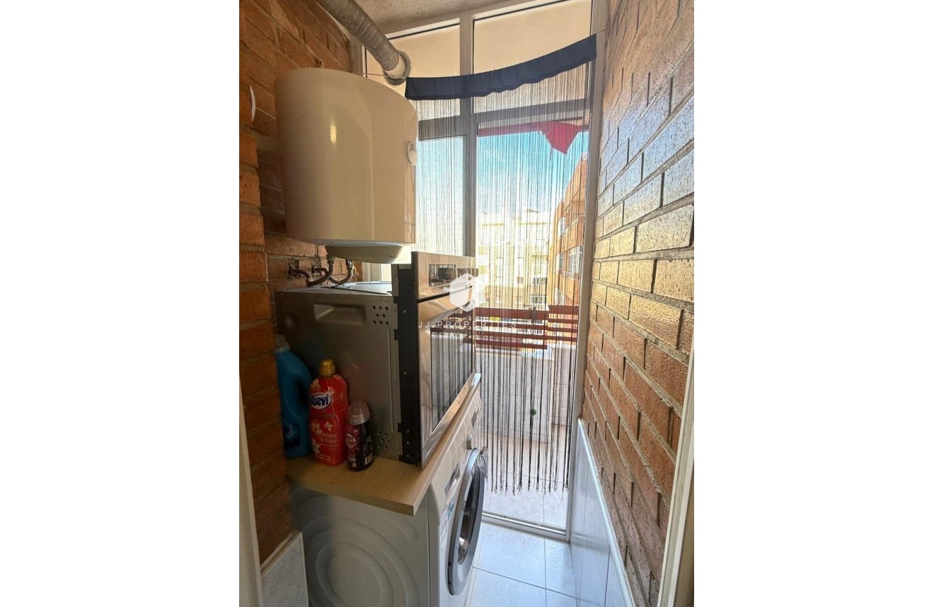 Aus zweiter Hand - Wohnung -
Torrevieja - PARQUE DE LAS NACIONES