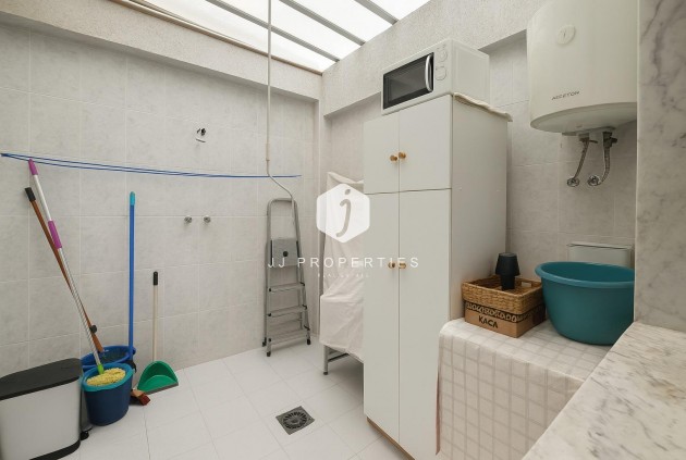 Segunda mano - Apartamento / piso -
Torrevieja - Acequion