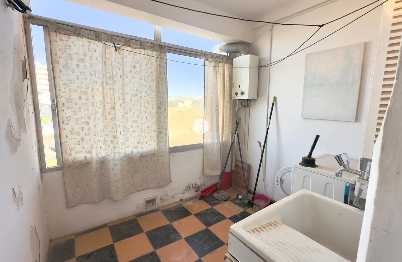 Aus zweiter Hand - Wohnung -
Torrevieja - Zona Los Frutales