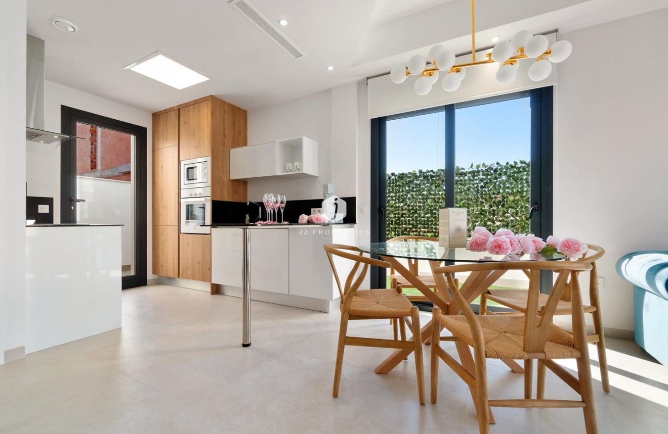 Neue Gebäude - Villa -
Los Montesinos - La herrada