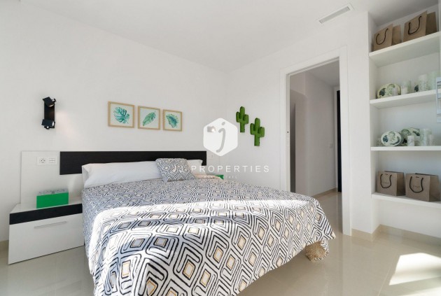 Neue Gebäude - Villa -
Los Montesinos - La herrada