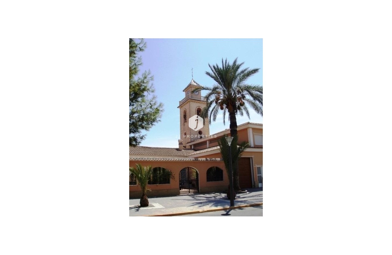 Neue Gebäude - Villa -
Los Montesinos - La herrada