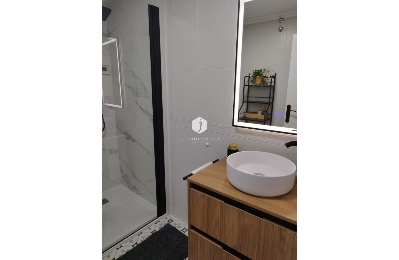 Tweedehands - Penthouse -
Torrevieja - La Mata