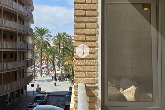 Segunda mano - Apartamento / piso -
Torrevieja - Centro