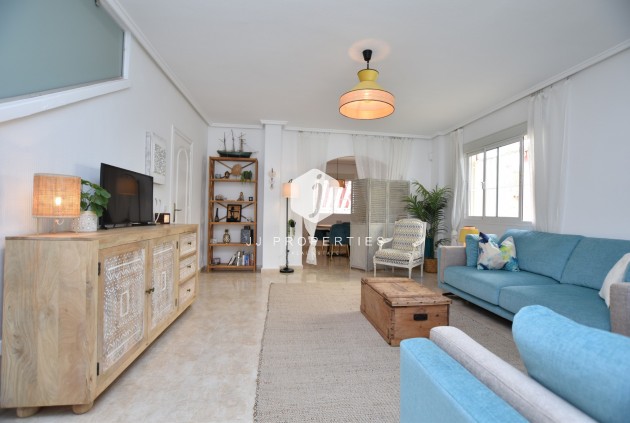 Segunda mano - Chalet -
Ciudad Quesada - Costa Blanca