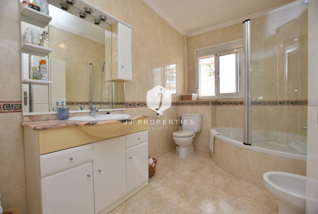 Segunda mano - Chalet -
Ciudad Quesada - Costa Blanca