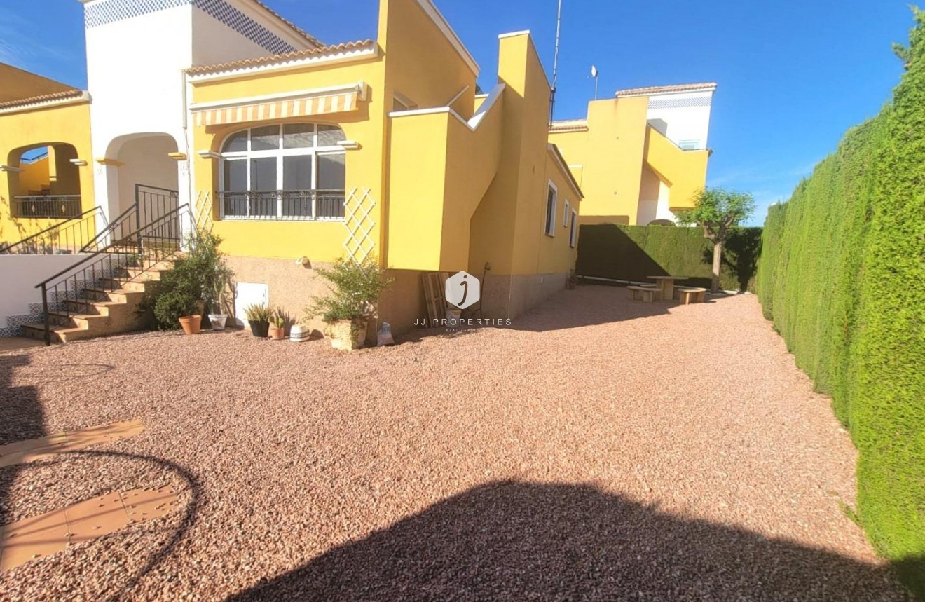 Segunda mano - Chalet -
Los Montesinos - Los Montesinos - Urb. La Herrada