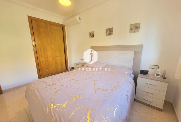 Segunda mano - Chalet -
Los Montesinos - Los Montesinos - Urb. La Herrada