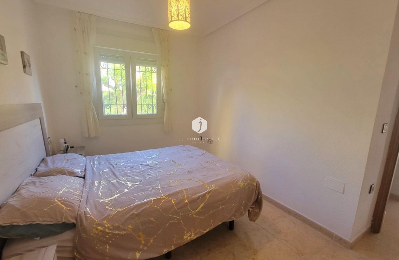 Segunda mano - Chalet -
Los Montesinos - Los Montesinos - Urb. La Herrada