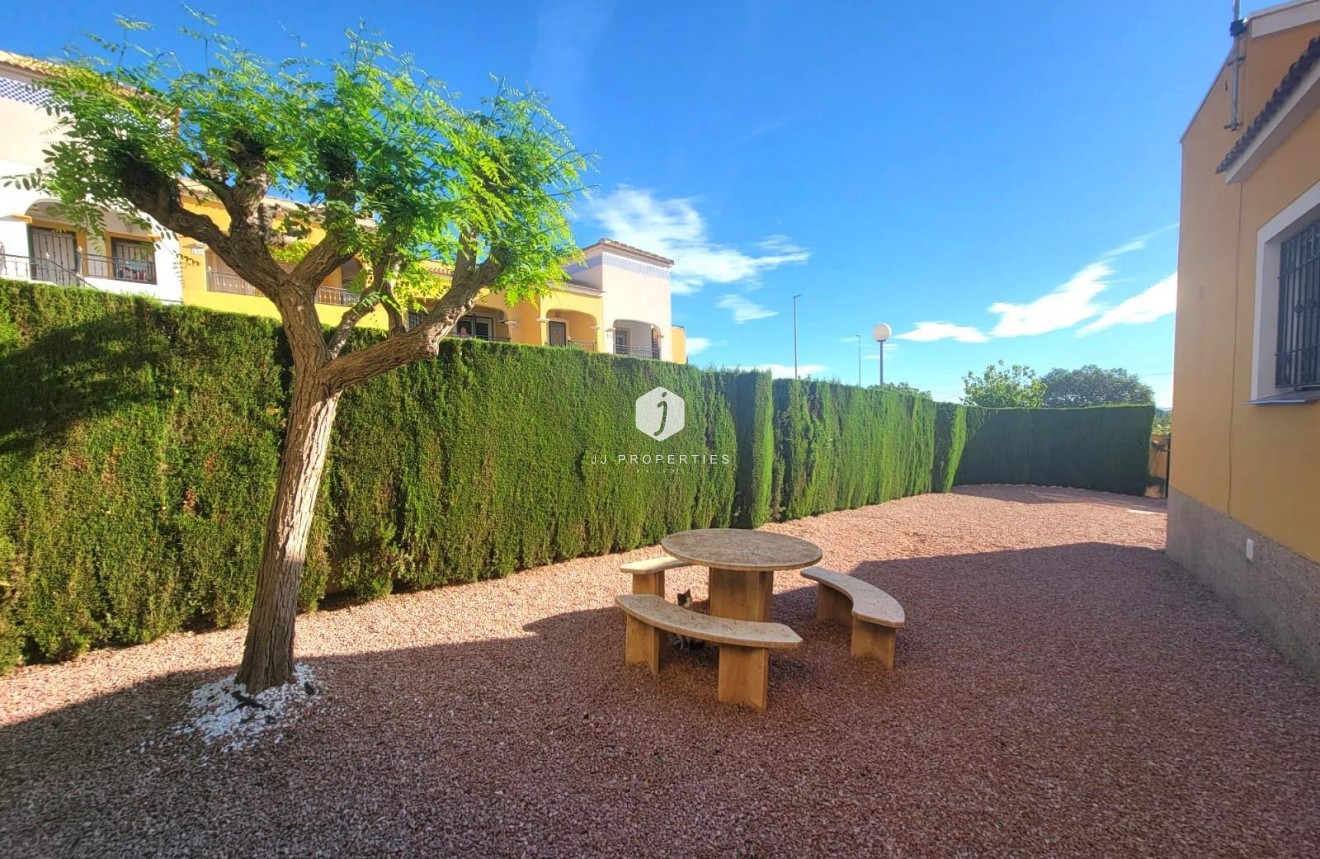 Segunda mano - Chalet -
Los Montesinos - Los Montesinos - Urb. La Herrada