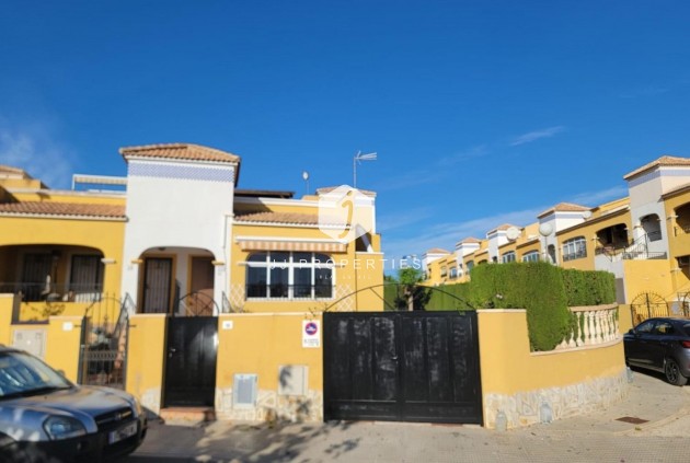 Segunda mano - Chalet -
Los Montesinos - Los Montesinos - Urb. La Herrada