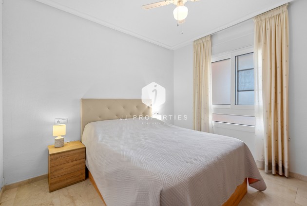 Segunda mano - Apartamento / piso -
Playa Flamenca - Costa Blanca