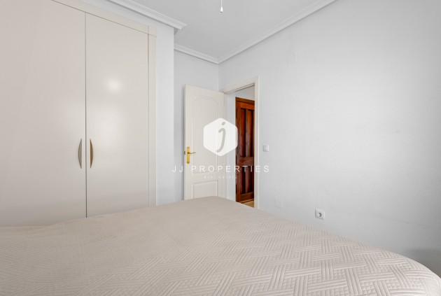 Segunda mano - Apartamento / piso -
Playa Flamenca - Costa Blanca