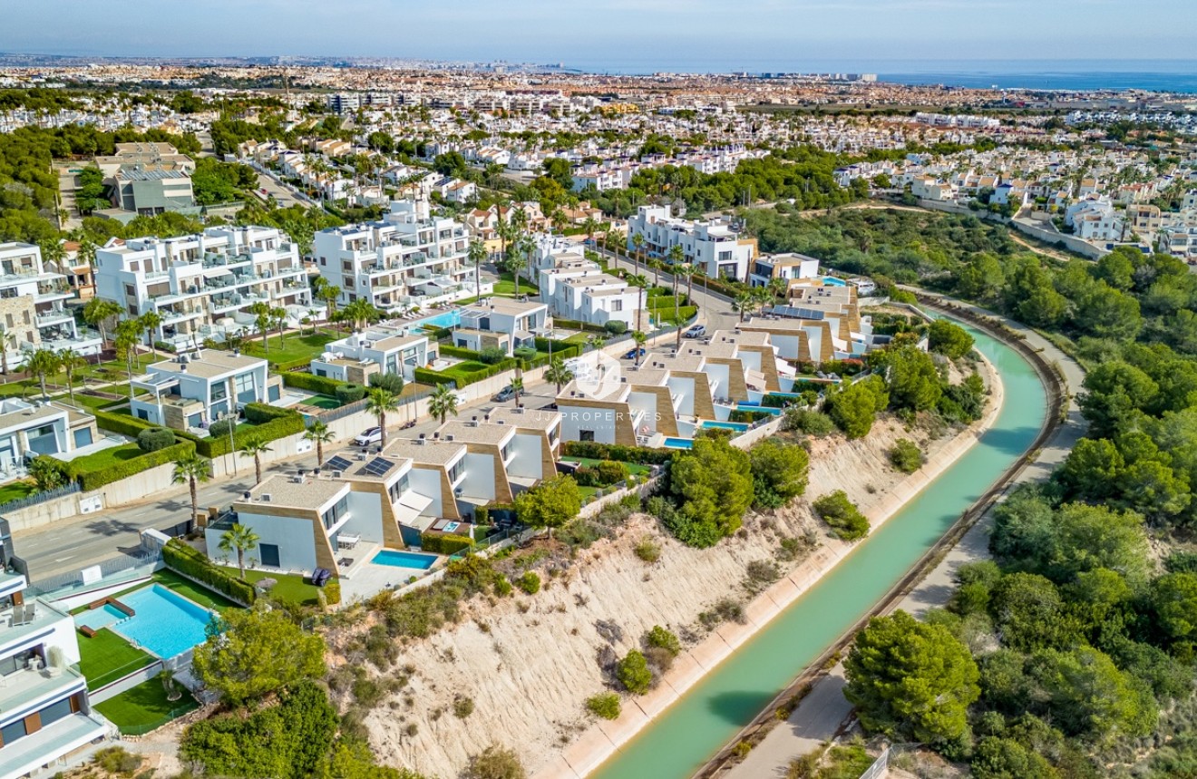 Segunda mano - Villa -
Orihuela Costa - Costa Blanca