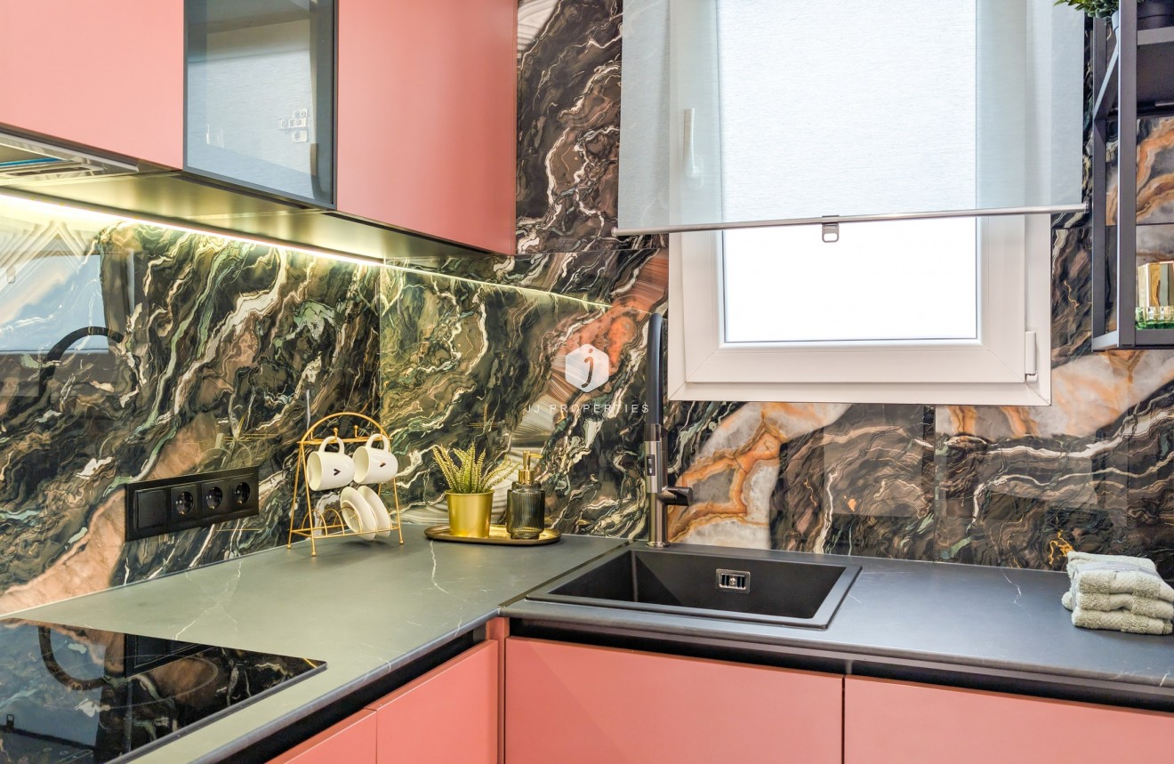 Segunda mano - Apartamento / piso -
Torrevieja - Costa Blanca