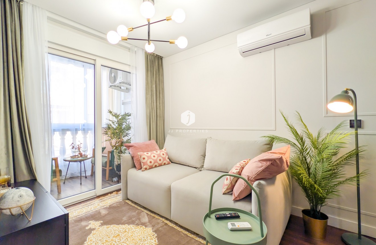 Segunda mano - Apartamento / piso -
Torrevieja - Costa Blanca