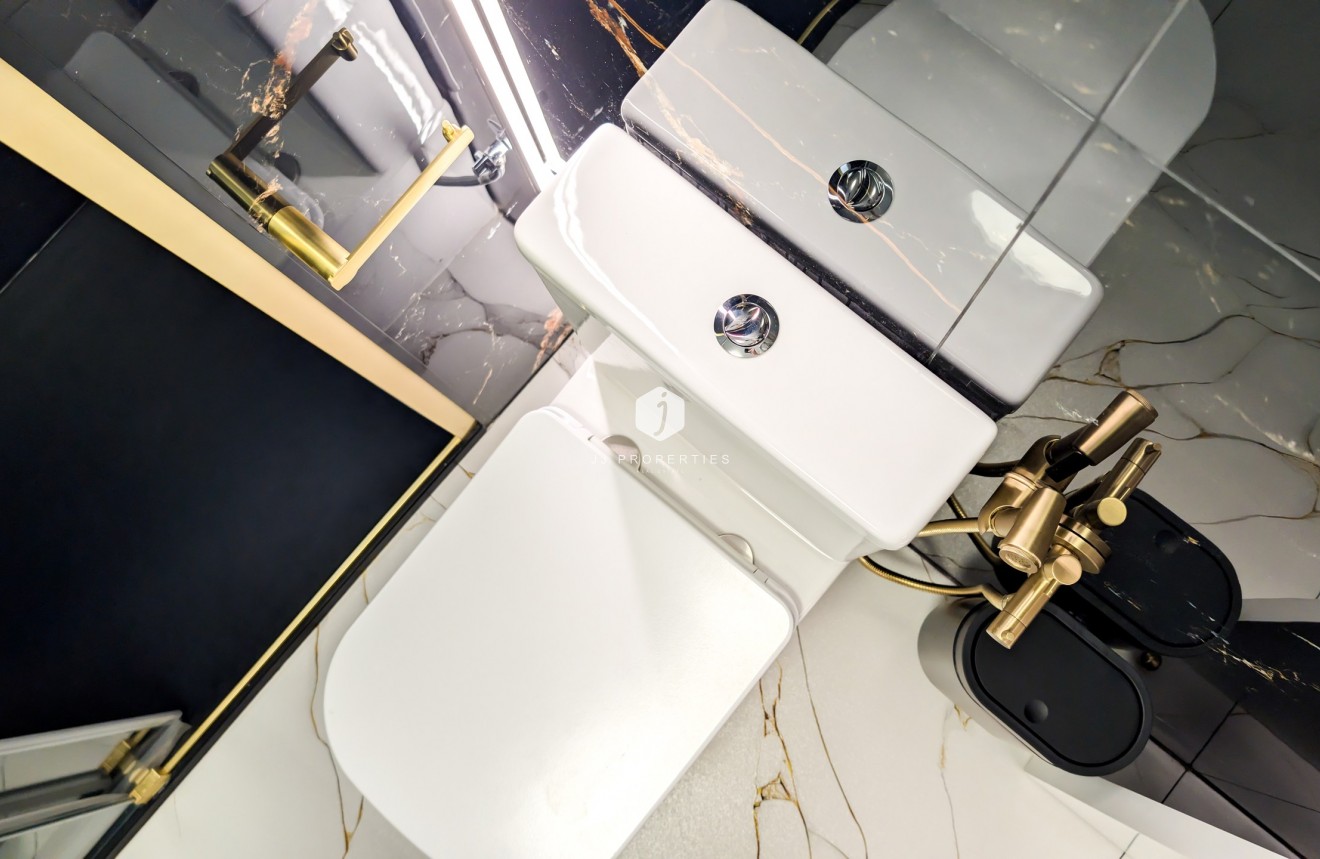 Segunda mano - Apartamento / piso -
Torrevieja - Costa Blanca