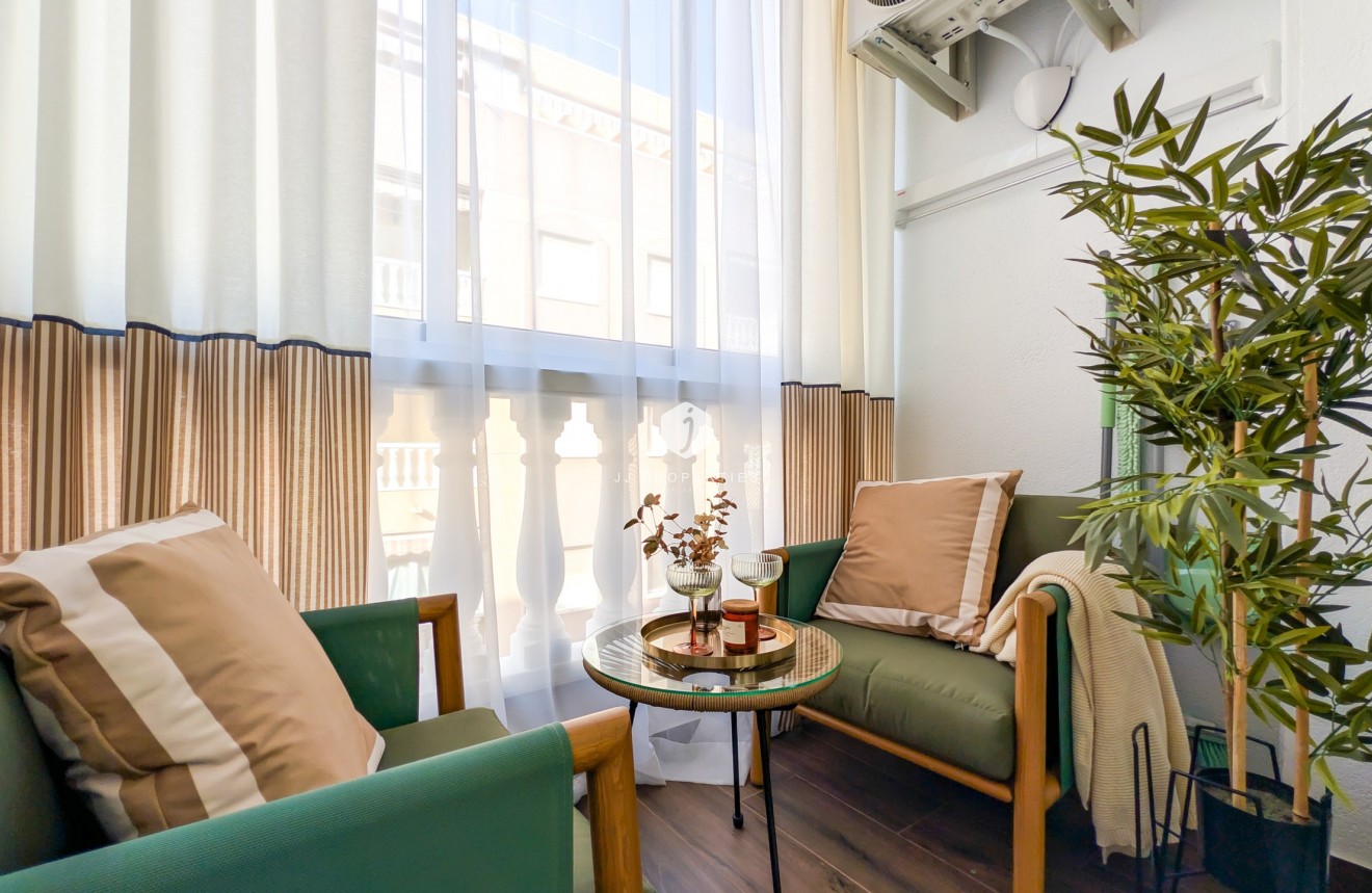 Segunda mano - Apartamento / piso -
Torrevieja - Costa Blanca