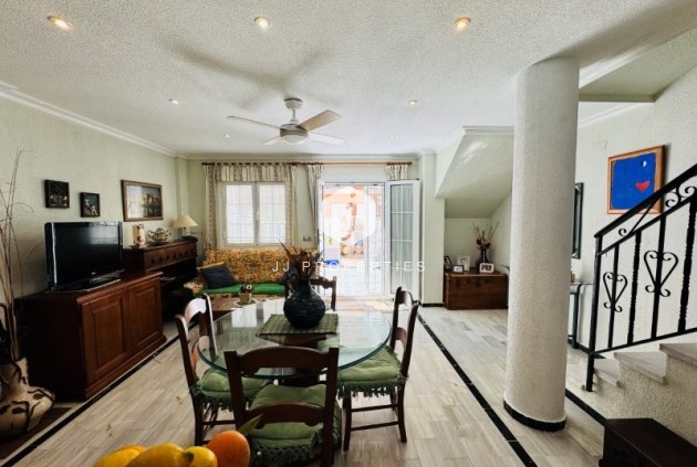 Segunda mano - Chalet -
La Mata - Costa Blanca