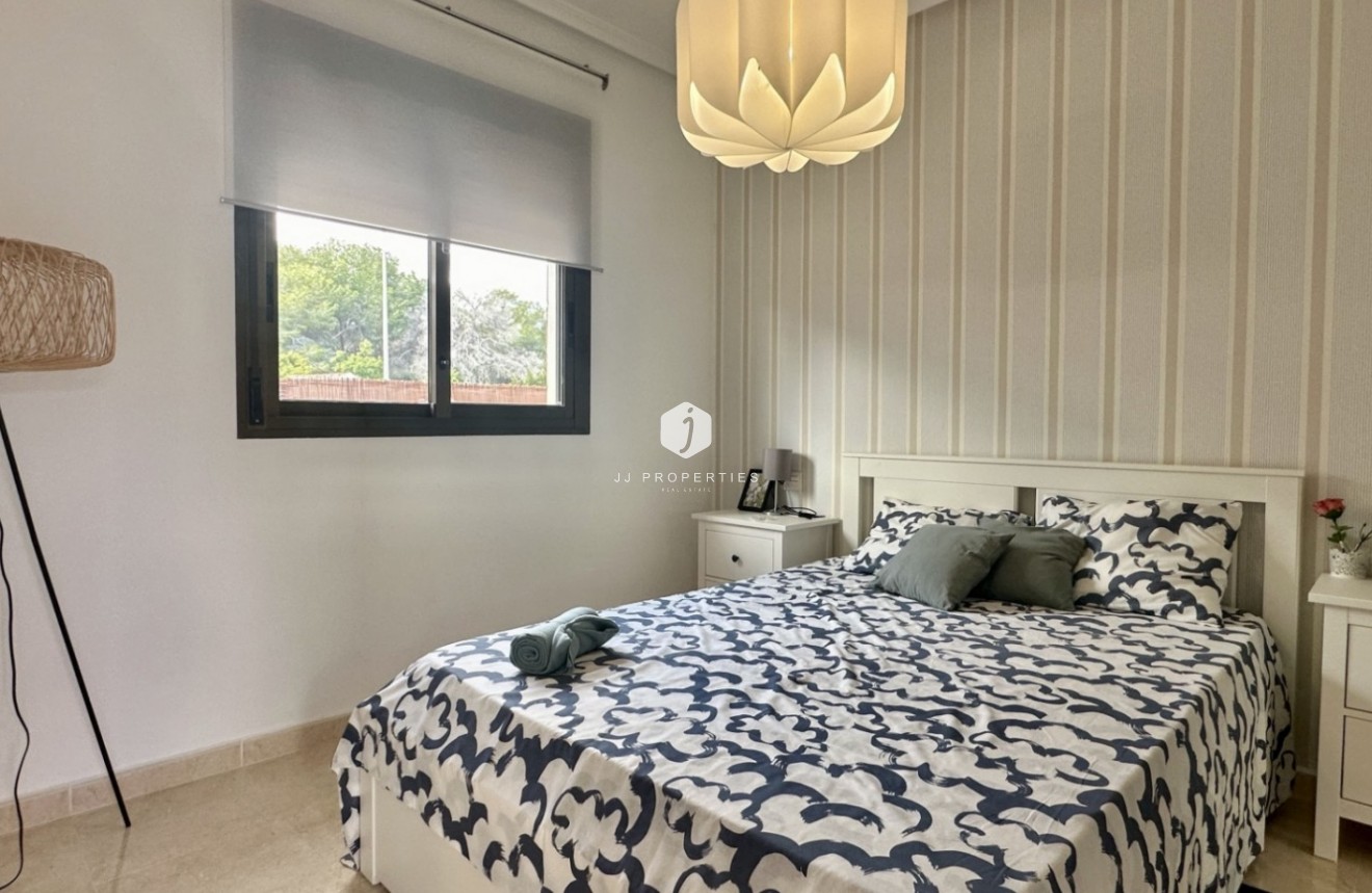 Segunda mano - Chalet -
San Miguel de Salinas - Inland