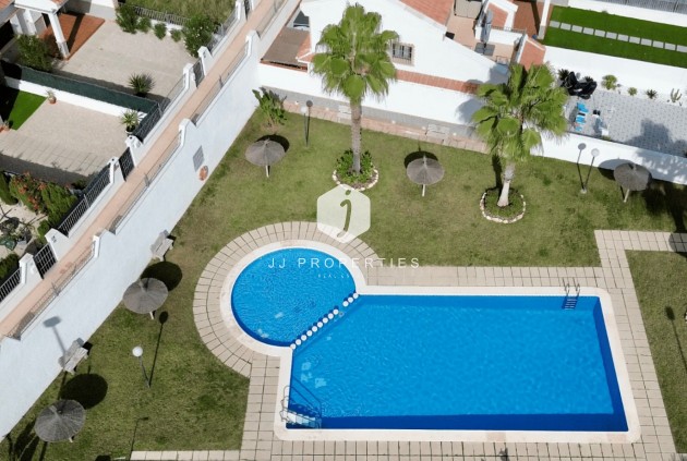 Segunda mano - Chalet -
San Miguel de Salinas - Inland