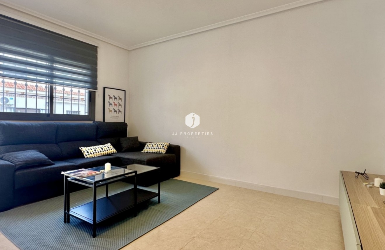 Segunda mano - Chalet -
San Miguel de Salinas - Inland