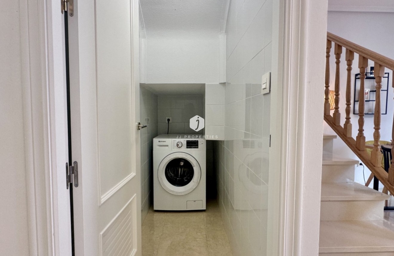 Segunda mano - Chalet -
San Miguel de Salinas - Inland