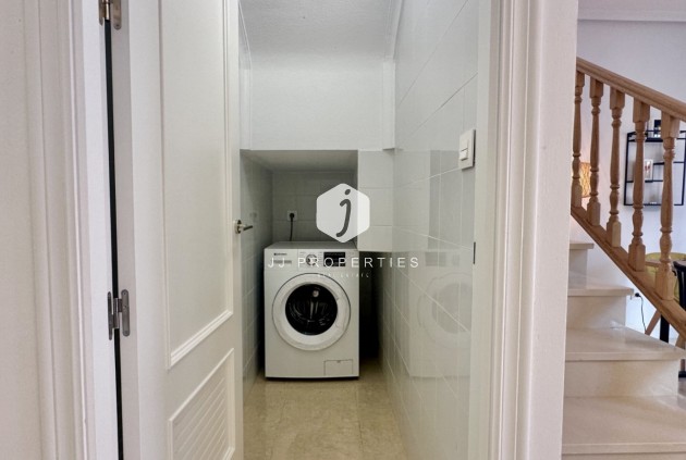 Segunda mano - Chalet -
San Miguel de Salinas - Inland