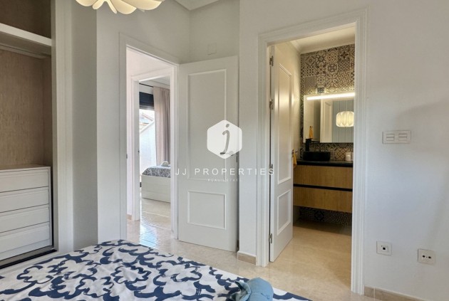 Segunda mano - Chalet -
San Miguel de Salinas - Inland