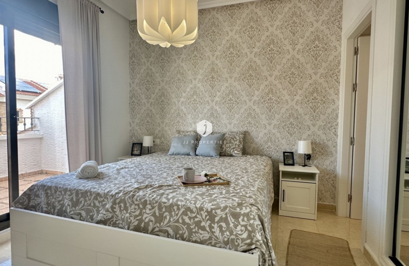 Segunda mano - Chalet -
San Miguel de Salinas - Inland