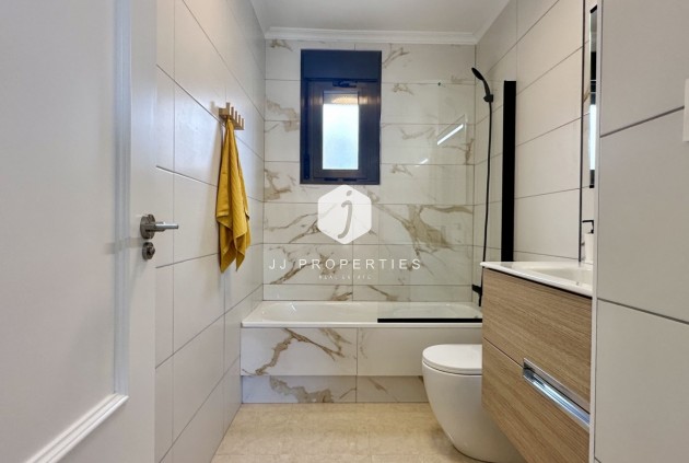 Segunda mano - Chalet -
San Miguel de Salinas - Inland