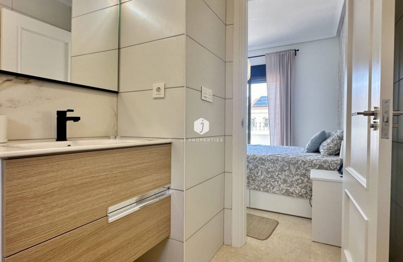 Segunda mano - Chalet -
San Miguel de Salinas - Inland