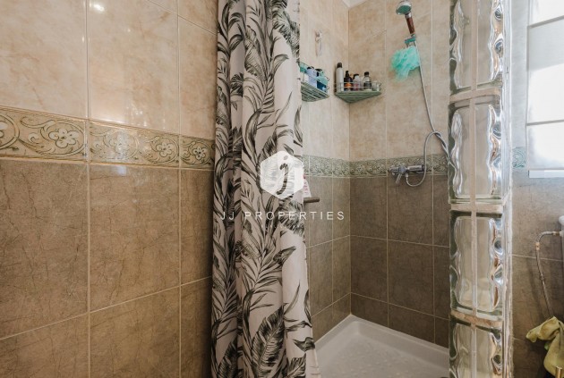 D'occasion - Villa -
Torrevieja - Costa Blanca