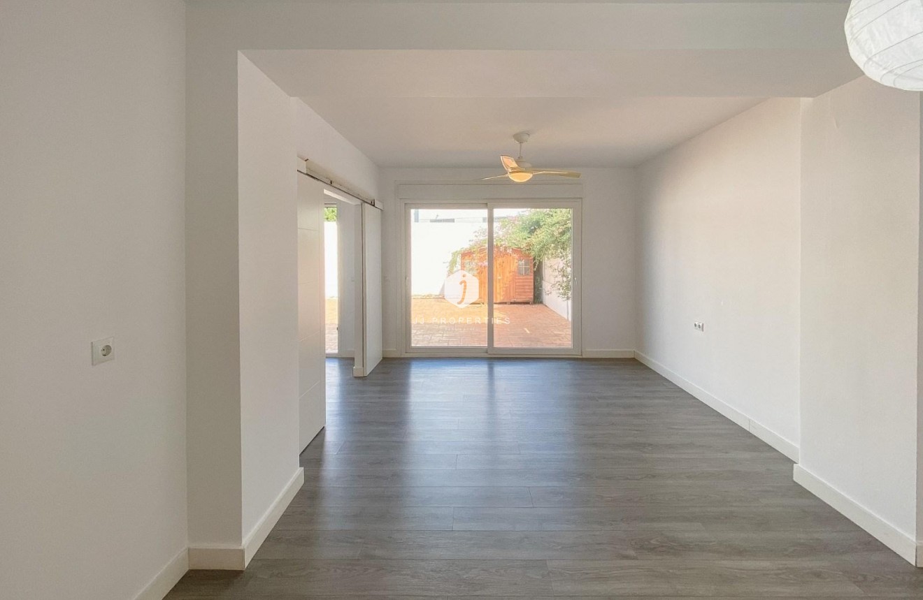 D'occasion - Villa -
Torrevieja - Costa Blanca