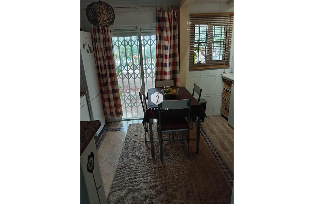 Segunda mano - Chalet -
Torrevieja - Costa Blanca