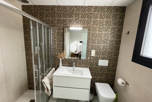 Aus zweiter Hand - Wohnung -
Los Altos - Costa Blanca