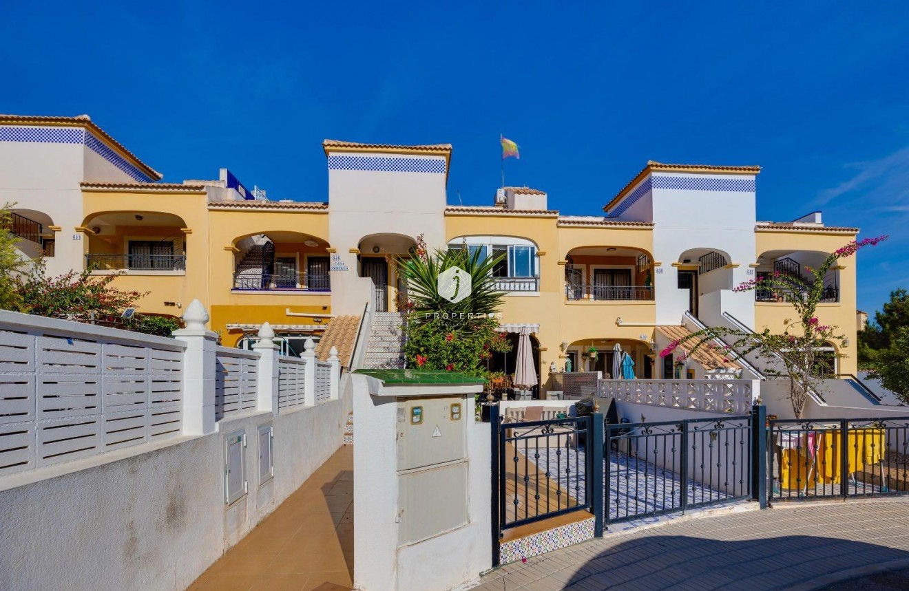 D'occasion - Bungalow -
Orihuela Costa - Los Altos