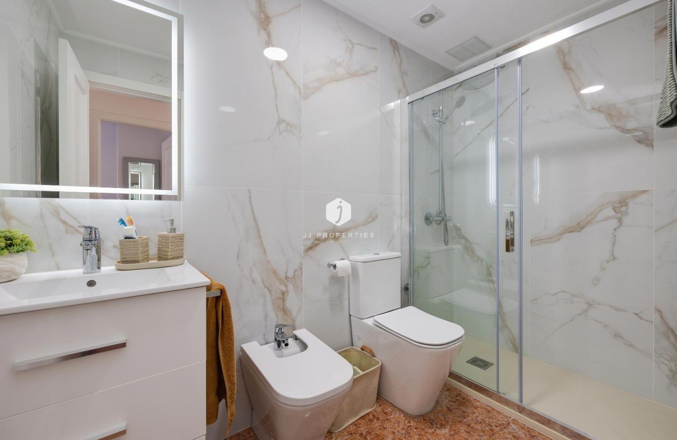 D'occasion - Bungalow -
Orihuela Costa - Los Altos