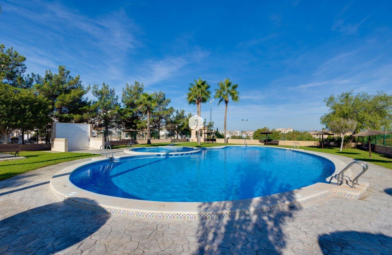 D'occasion - Bungalow -
Orihuela Costa - Los Altos