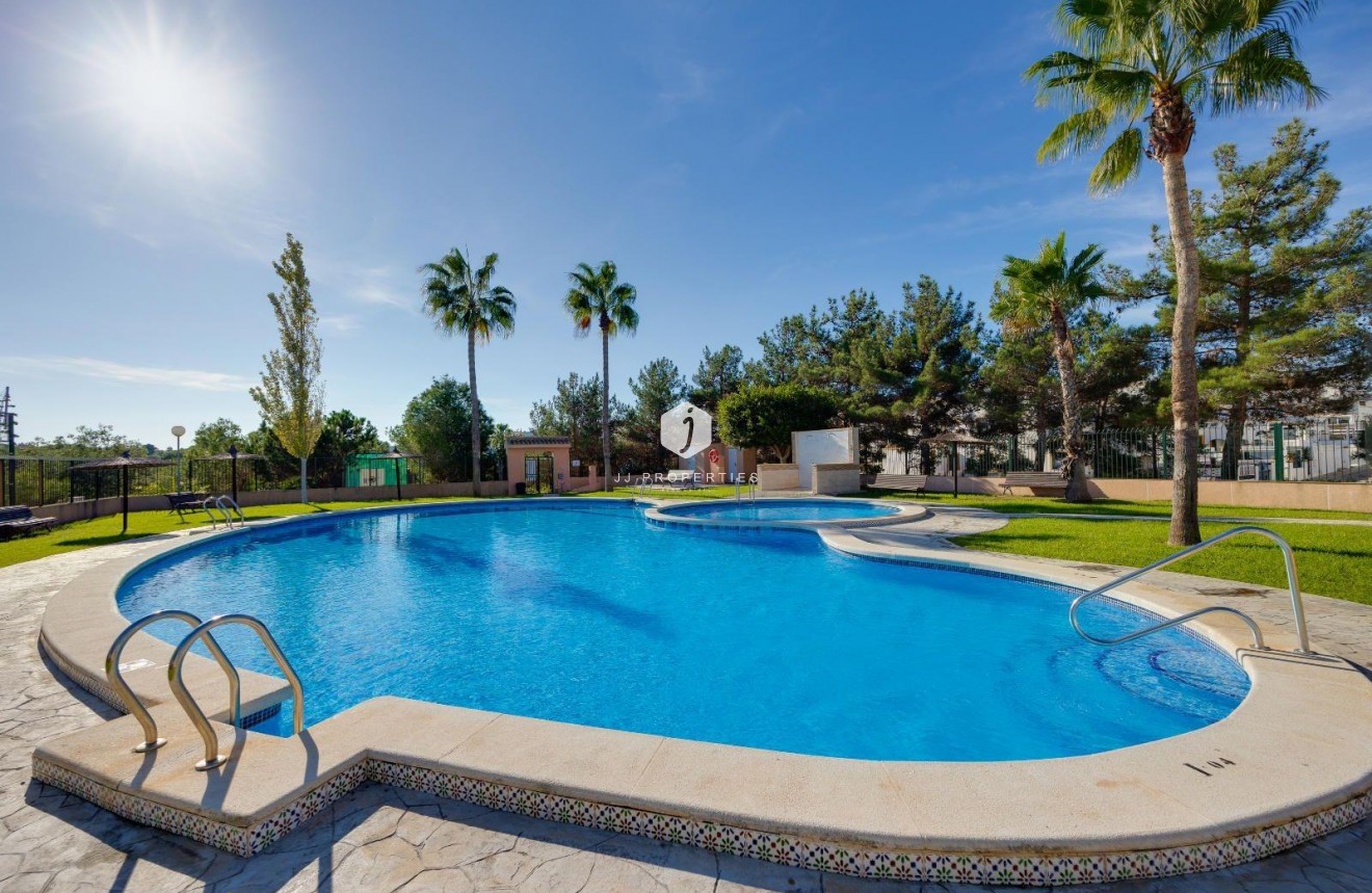 D'occasion - Bungalow -
Orihuela Costa - Los Altos
