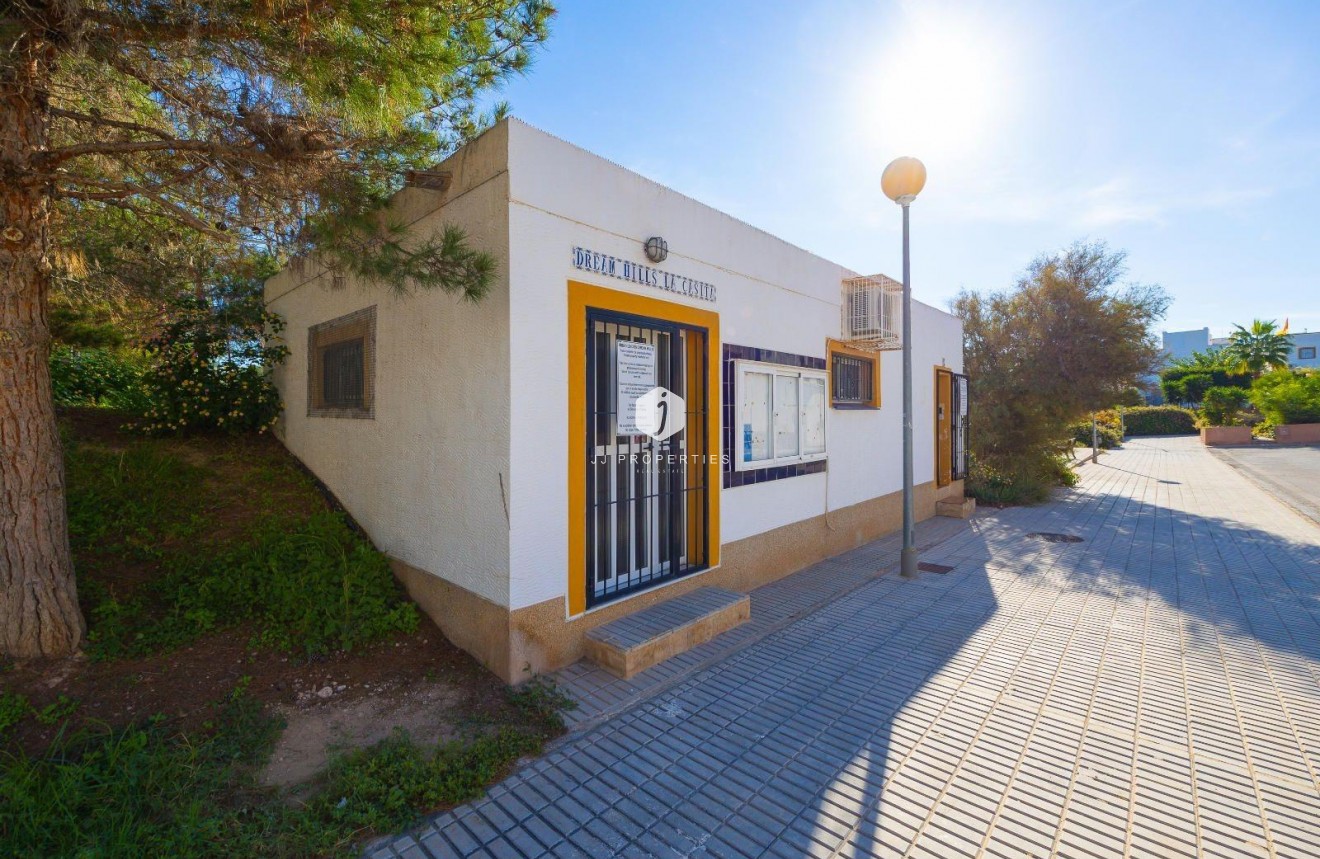 D'occasion - Bungalow -
Orihuela Costa - Los Altos
