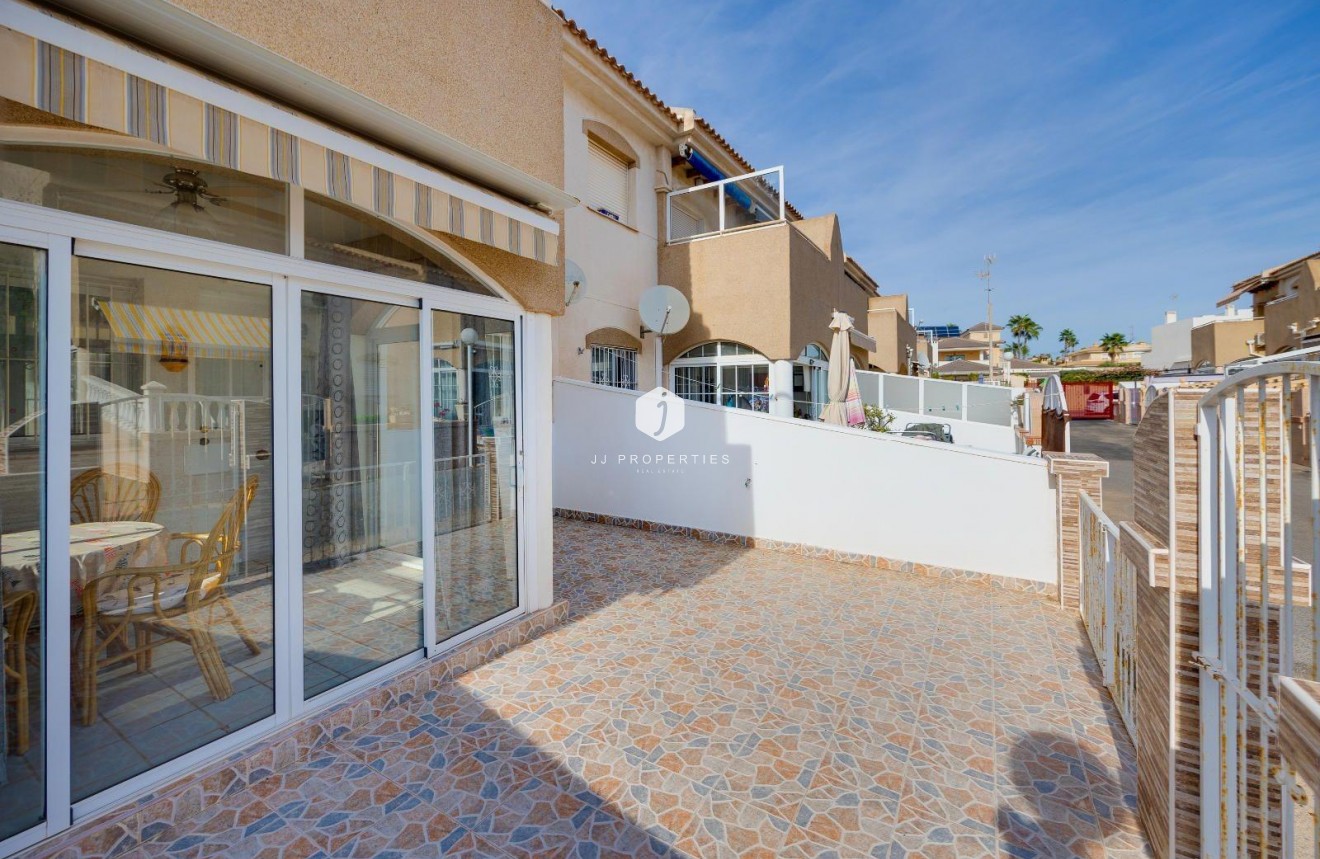 Segunda mano - Bungalow -
Torrevieja - Aguas Nuevas 2