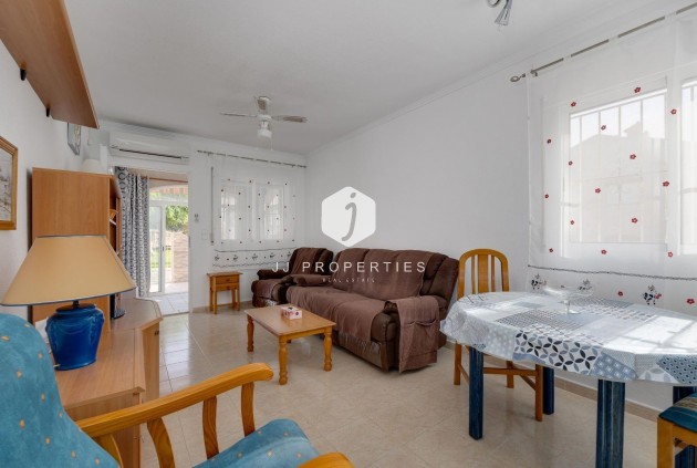 Segunda mano - Bungalow -
Torrevieja - Aguas Nuevas 2