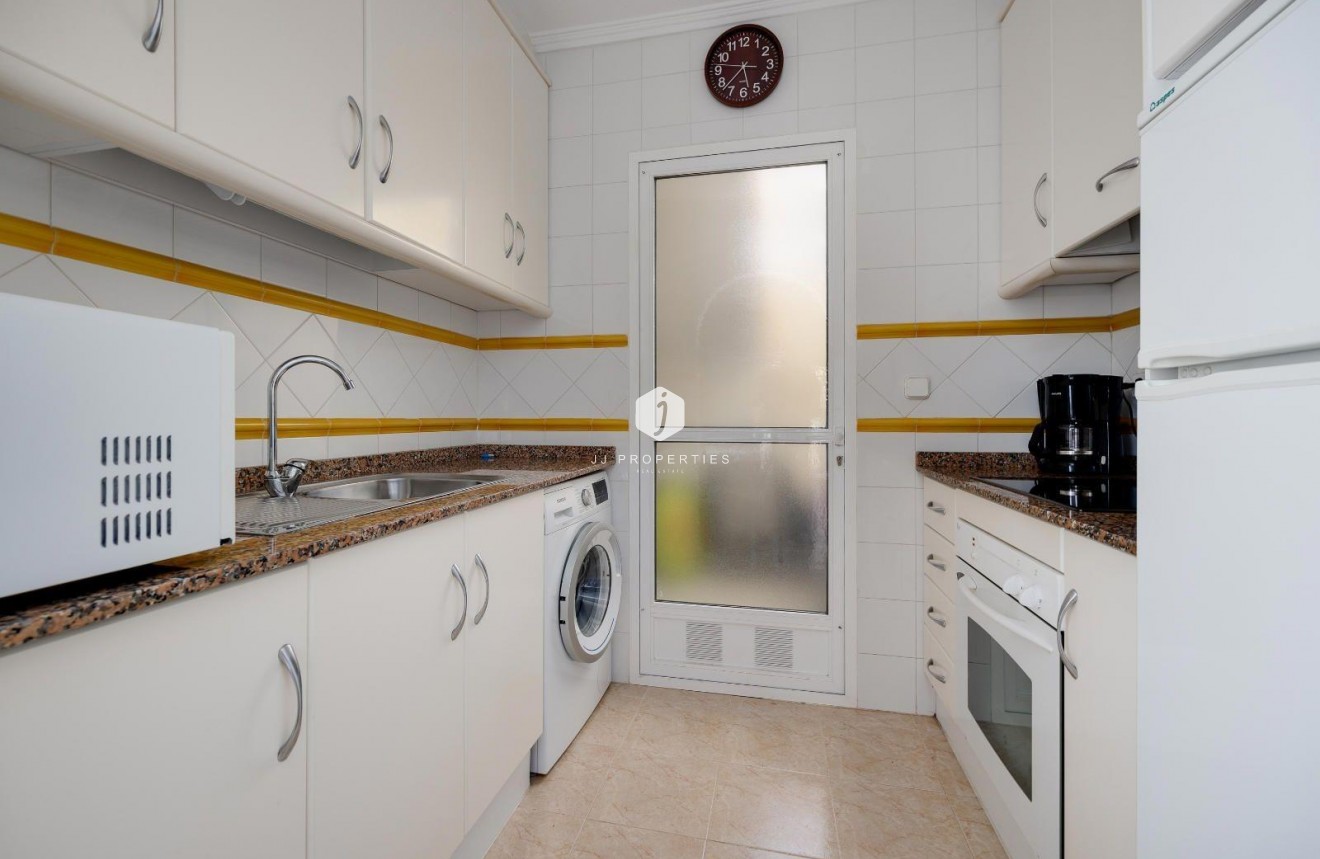 Segunda mano - Bungalow -
Torrevieja - Aguas Nuevas 2