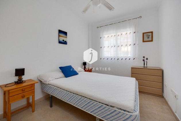 Segunda mano - Bungalow -
Torrevieja - Aguas Nuevas 2