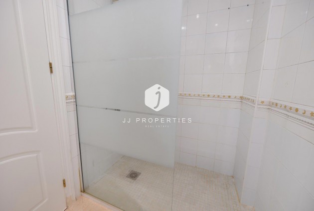 Segunda mano - Bungalow -
Torrevieja - Aguas Nuevas 2